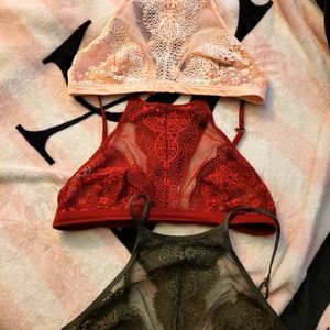 LOT OF 3 NEW VICTORIA SECRET BRALETTES